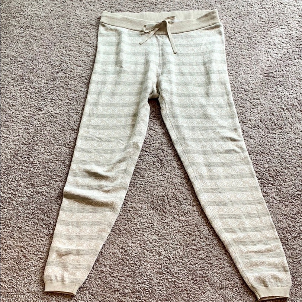 New York & Company sweater leggings
